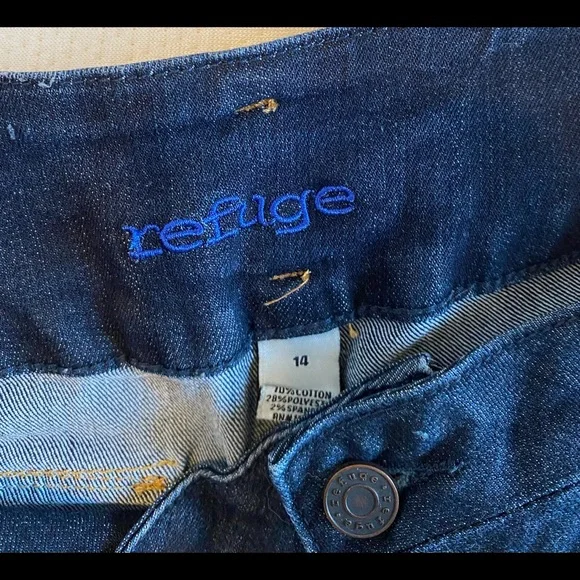 High waisted jean shorts - Picture 2 of 3